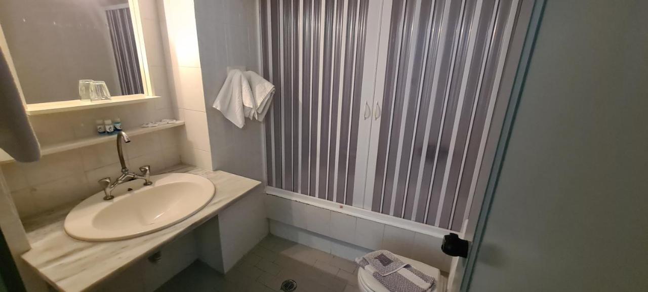 העיירה רתימנו Vecchio Hotel מראה חיצוני תמונה